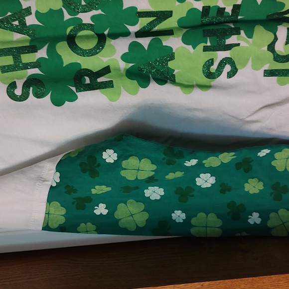 St Patty's top NWOT - Picture 4 of 4